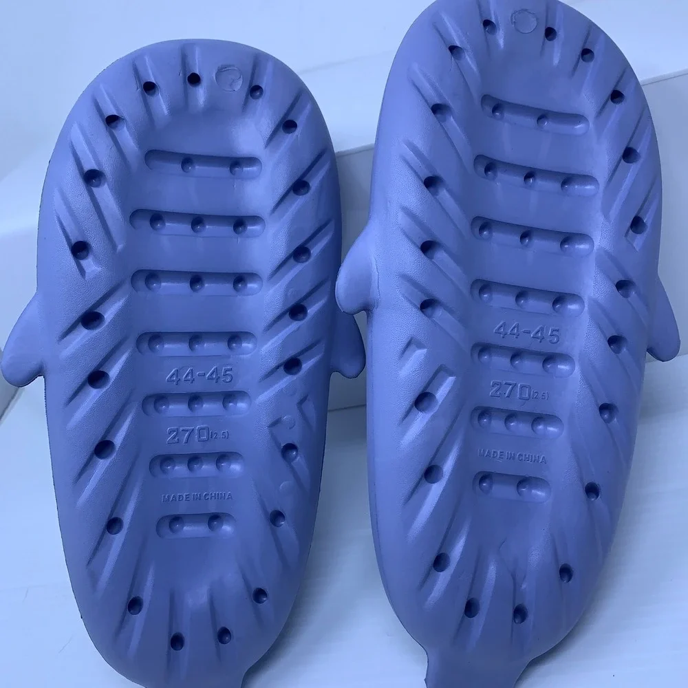 Unbranded Mens 10 Purple Shark Cloud EVA Foam Novelty Slide Sandals New